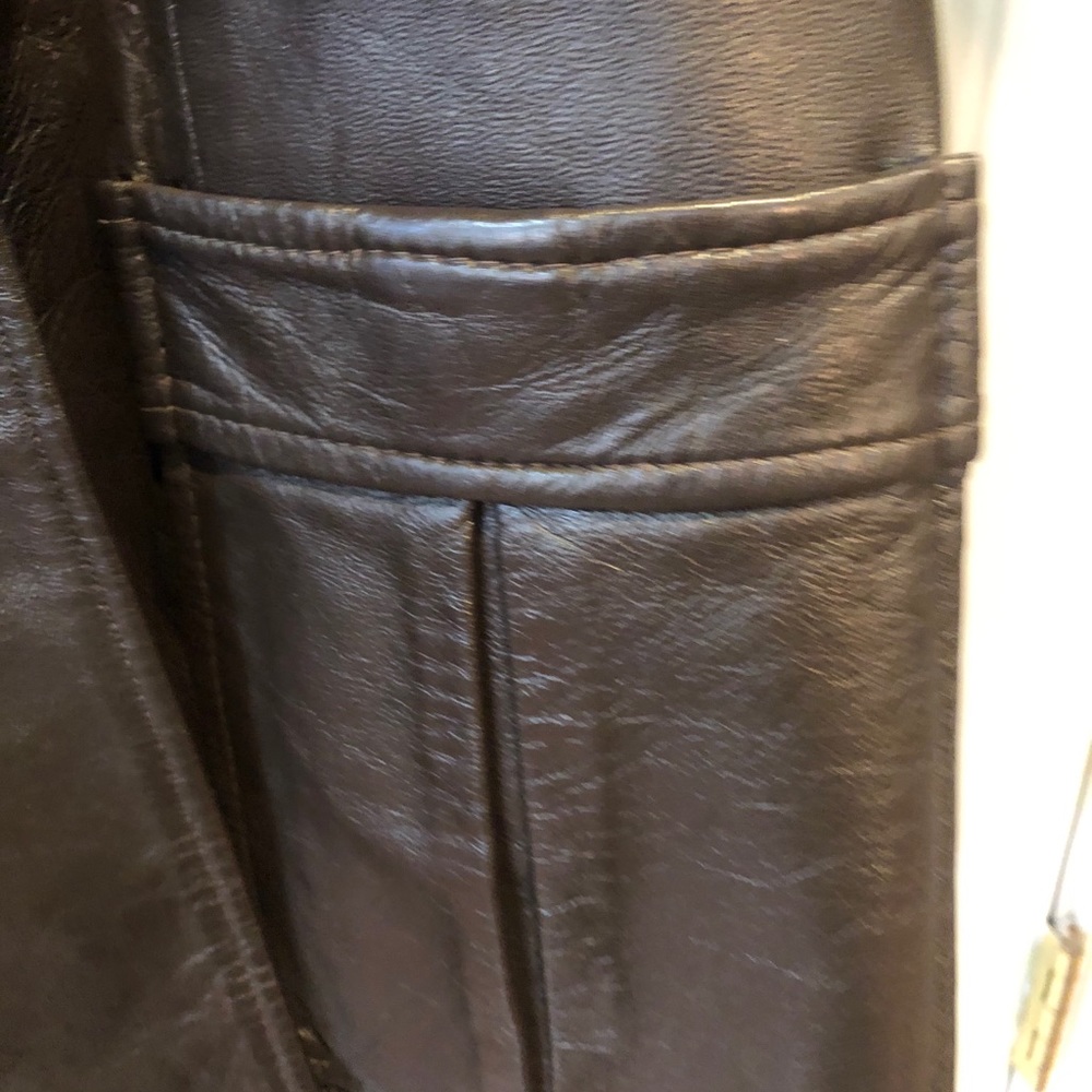 Leather jacket - Picture 3 of 5